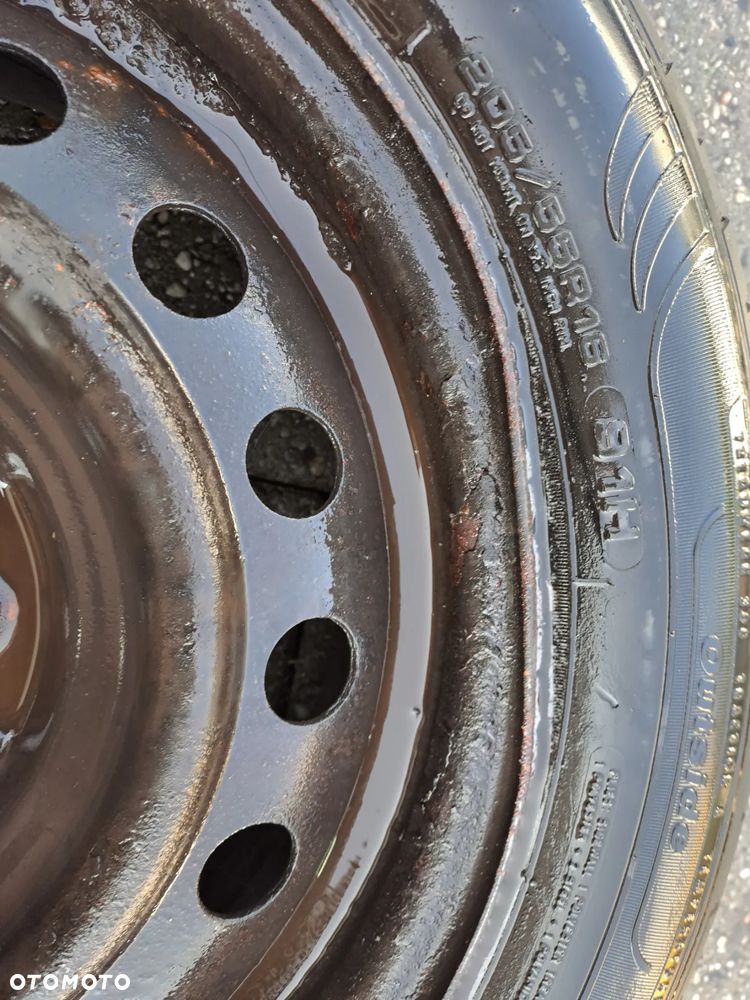 Toyota Corolla Verso komplet felg stalowych z oponami 205/55 R16 5x114,3 - 6