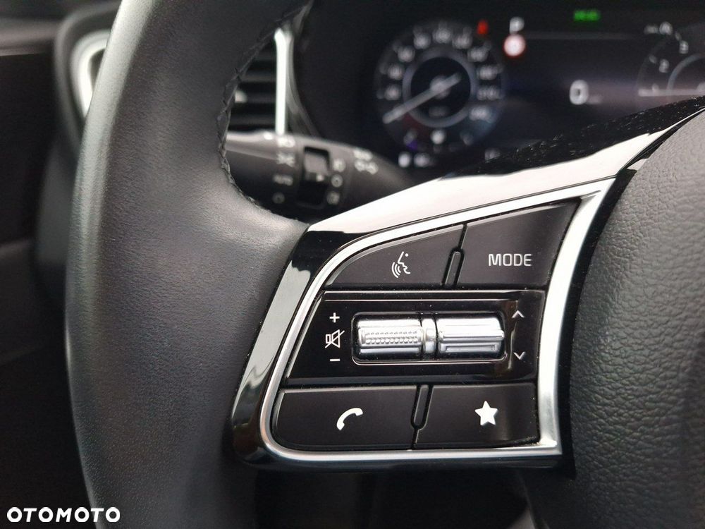 Kia XCeed 1.5 T-GDI Business Line DCT - 16