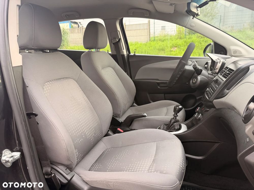 Chevrolet Aveo 1.2 LS - 14