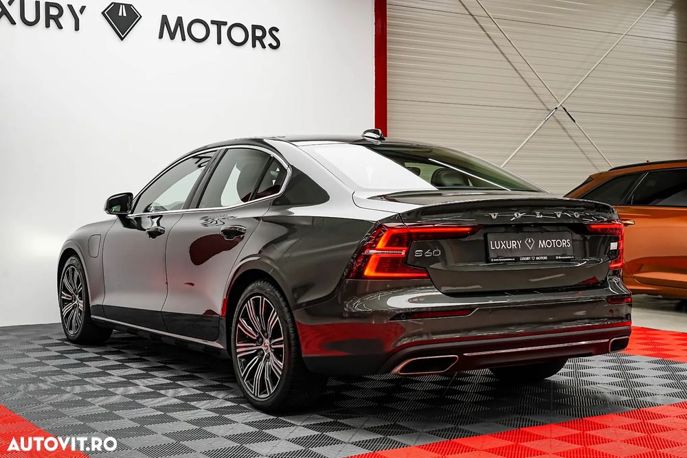 Volvo S60 T8 eAWD Inscription - 11