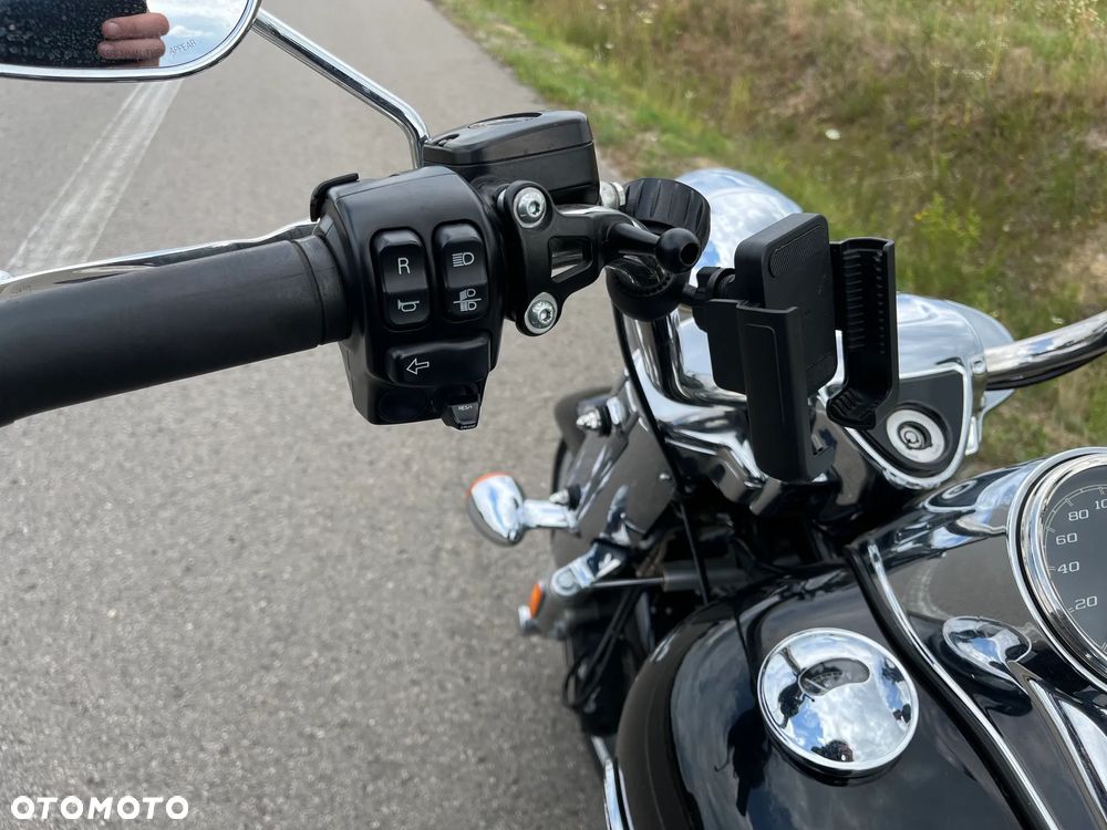 Harley-Davidson Trike Freewheeler - 18