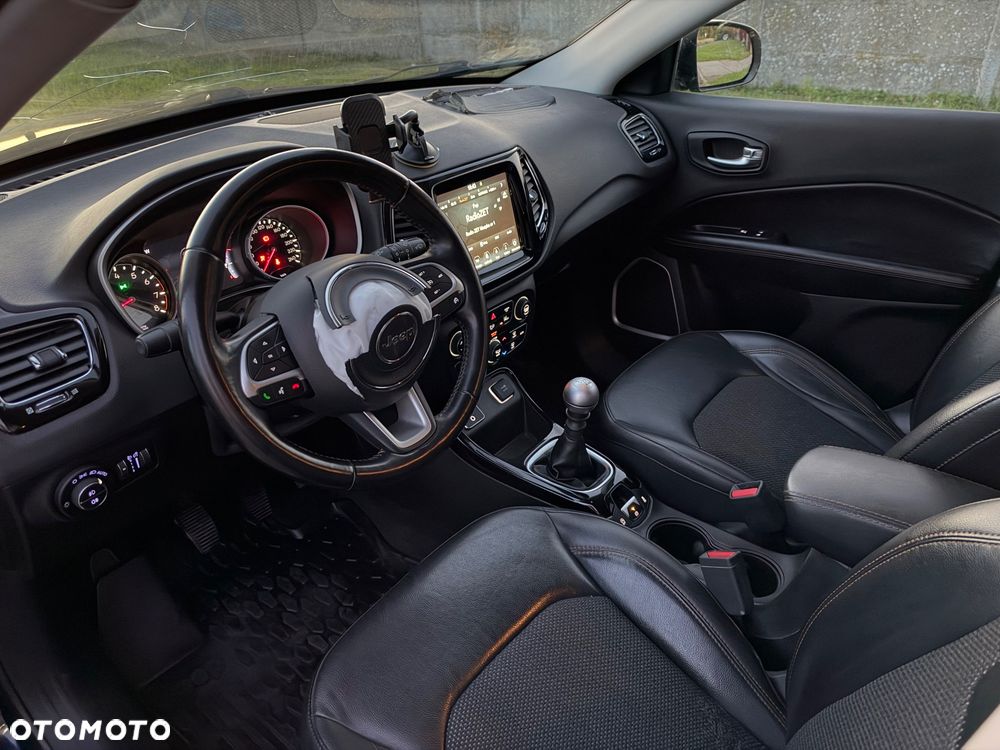 Jeep Compass 1.4 TMair Limited FWD S&S - 34