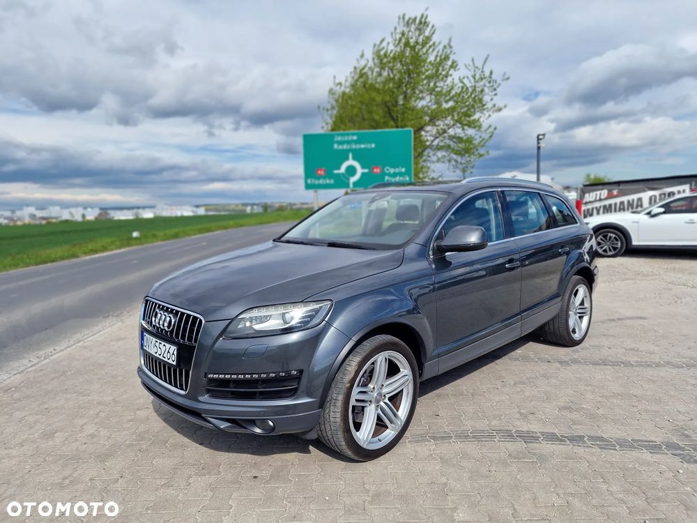 Audi Q7 - 1