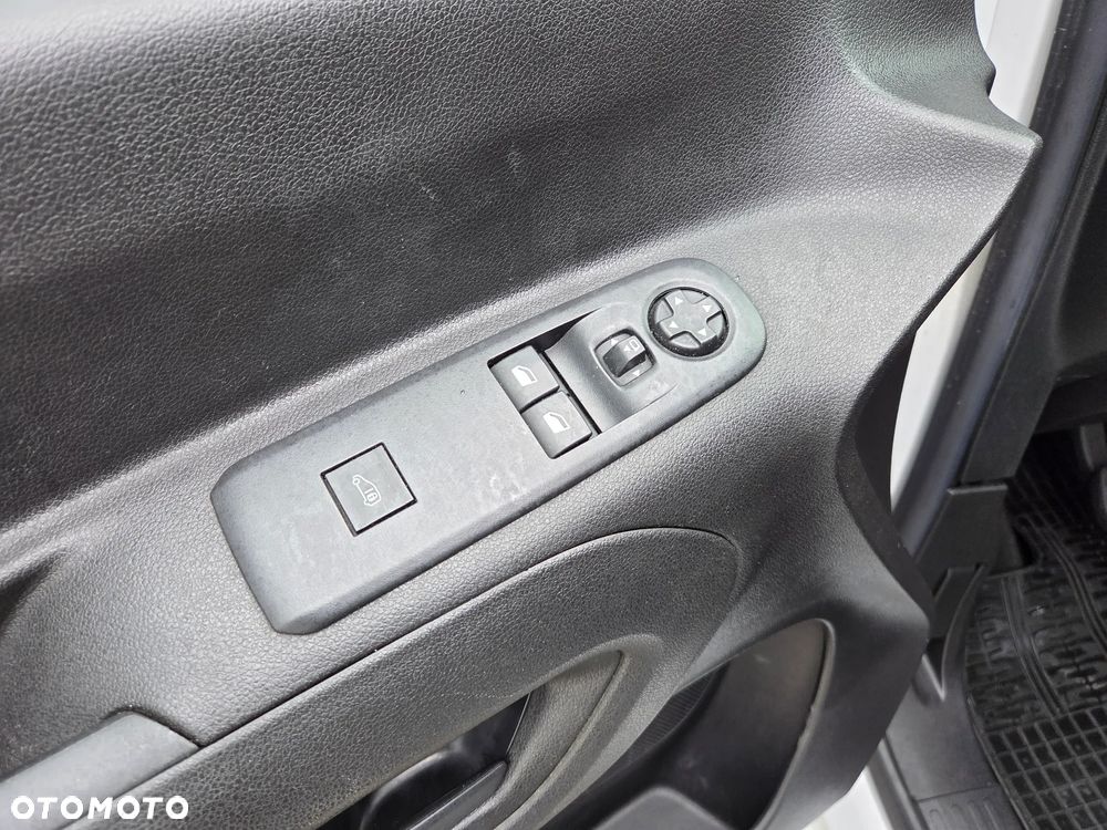 Fiat Doblo - 13