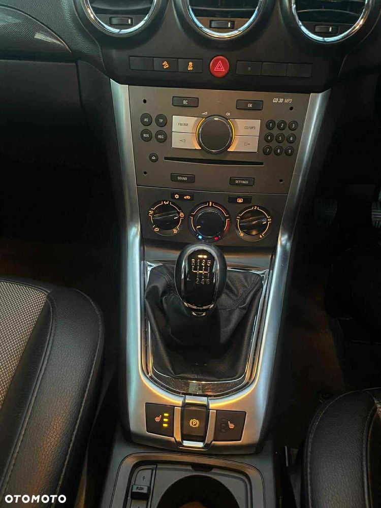 Opel Antara 2.4 Selection - 11
