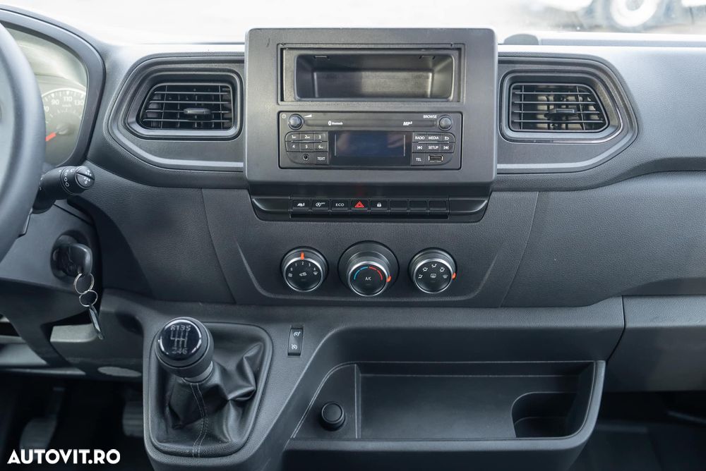 Renault Master 2.3 Blue dCi 165 TT Combi 3,5t L2H2 8+1 - 10