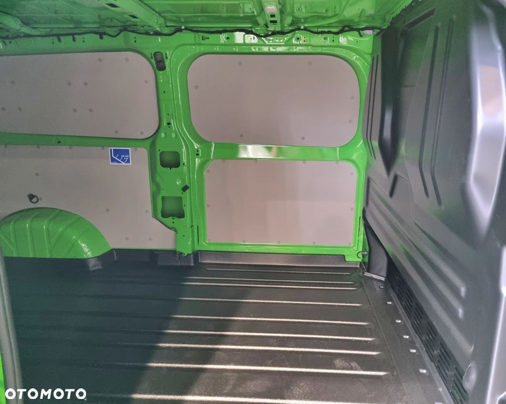 Ford Transit Custom - 8