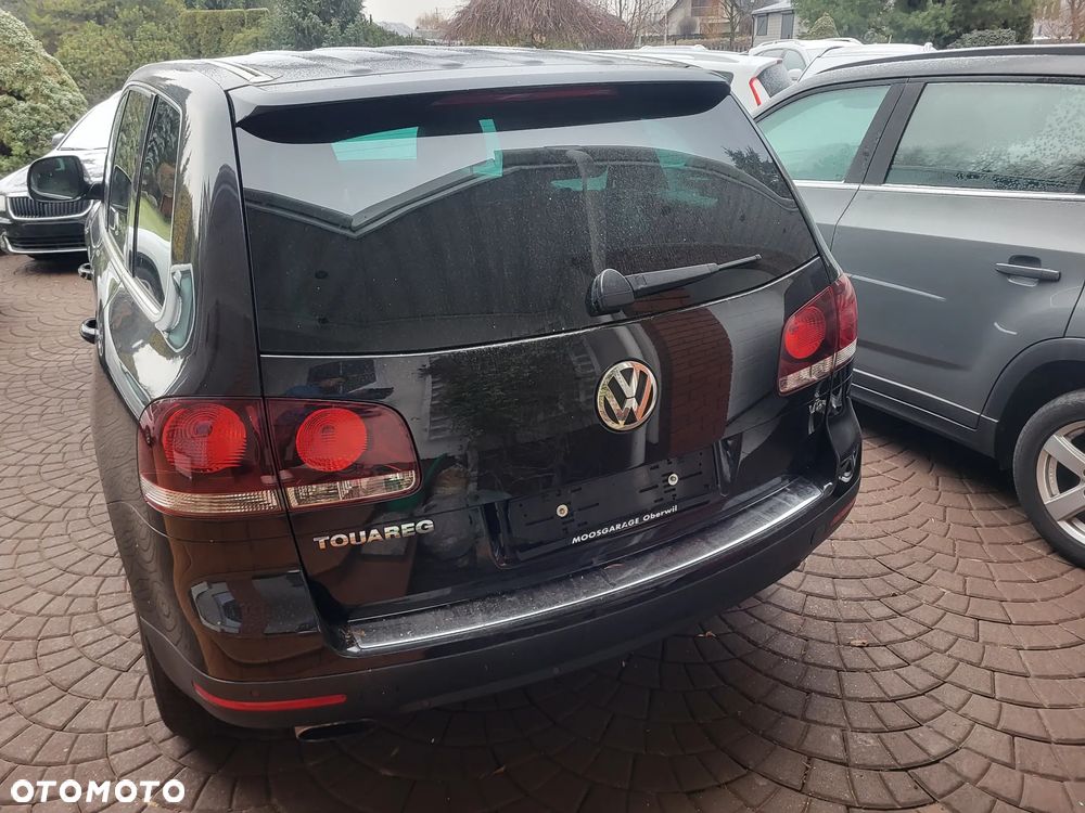 Volkswagen Touareg - 13