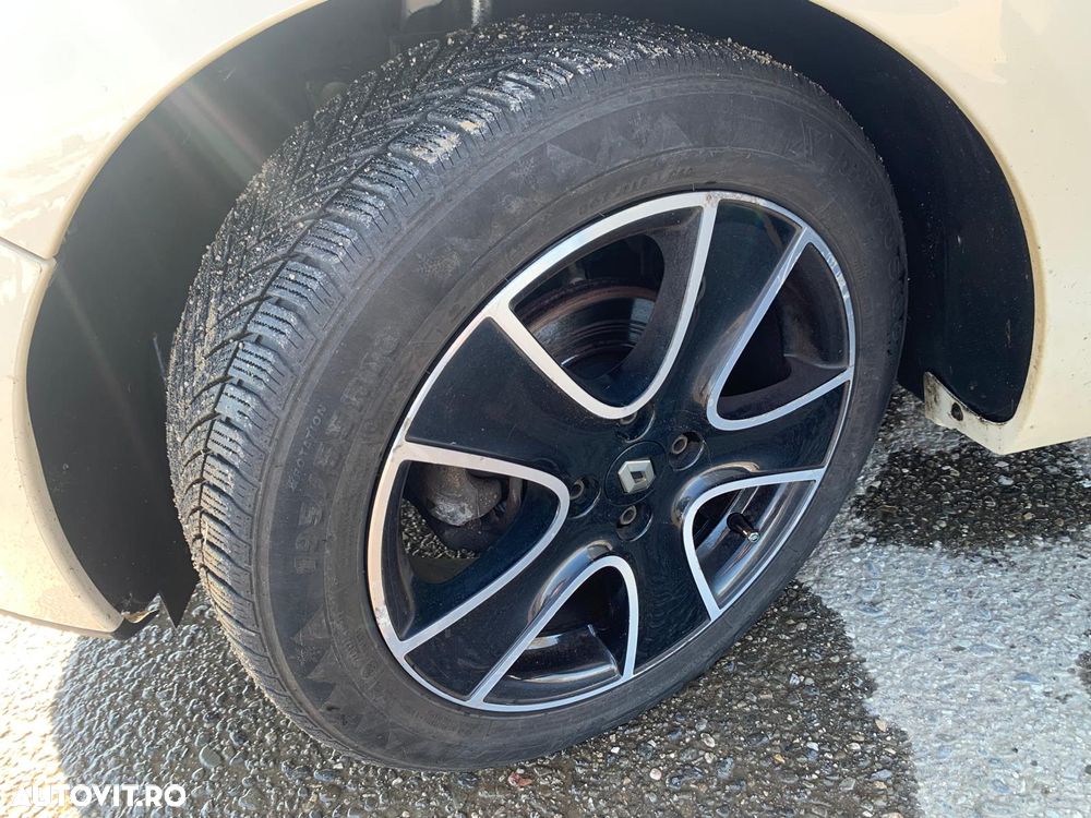 Renault Clio ENERGY TCe 90 Start & Stop Experience - 8