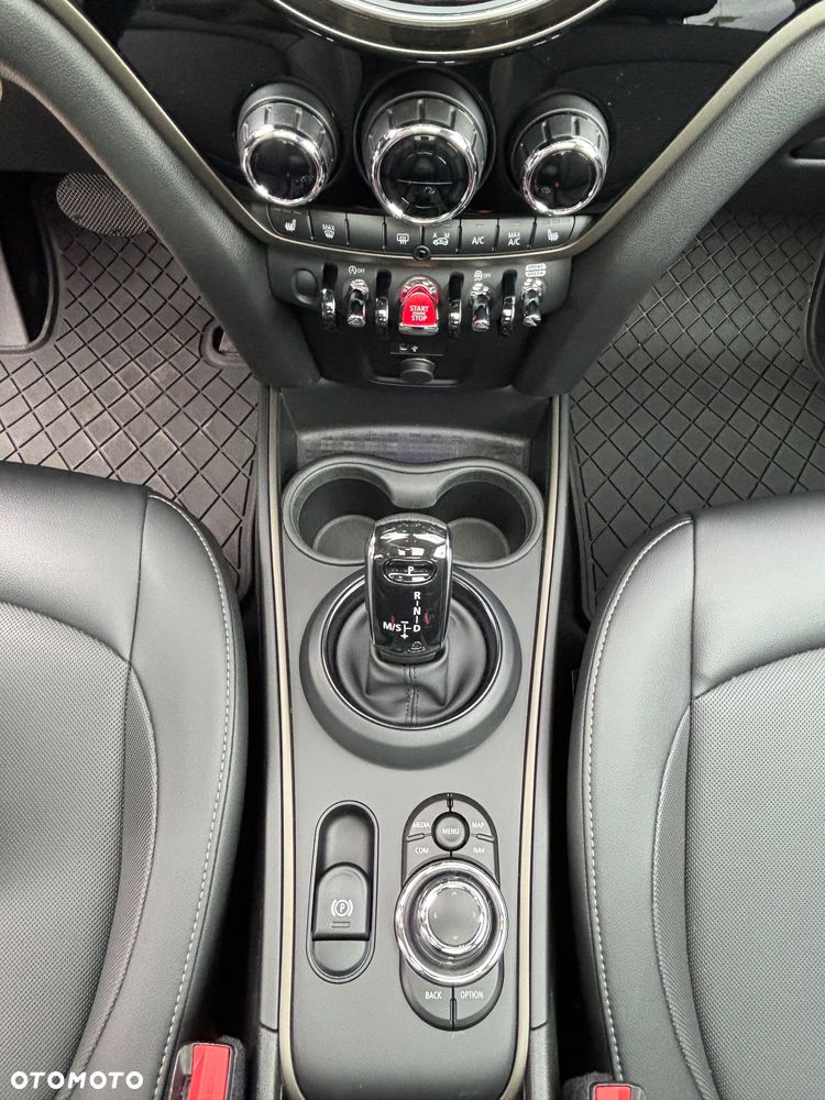 MINI Countryman Cooper ALL4 John Cooper Works Trim - 22