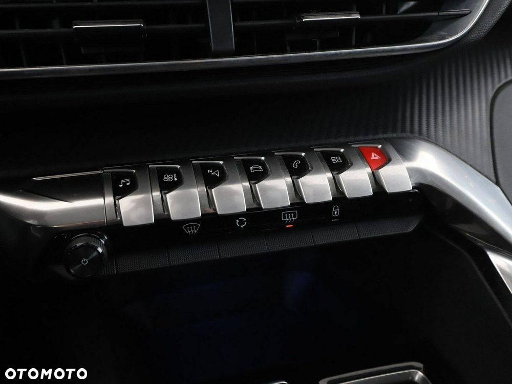 Peugeot 3008 BlueHDi 130 Stop & Start EAT8 Active Pack - 29