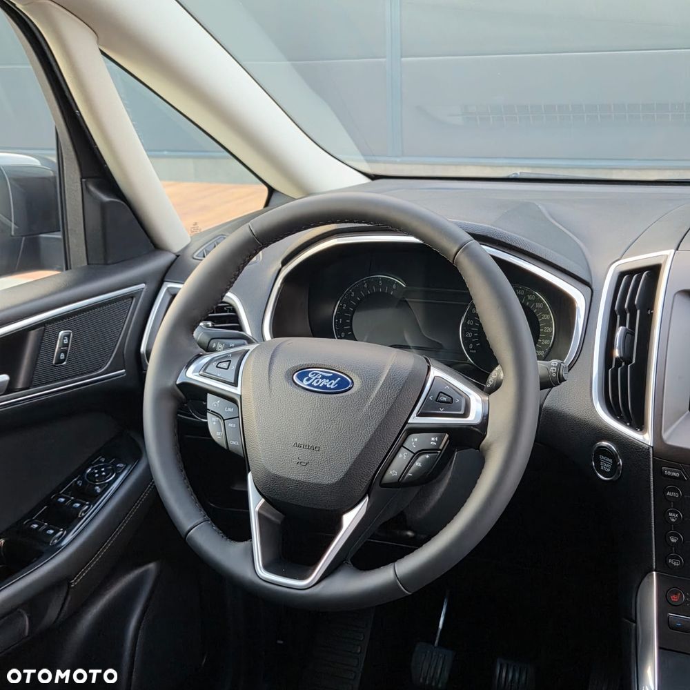 Ford S-Max 2.0 TDCi Titanium - 22