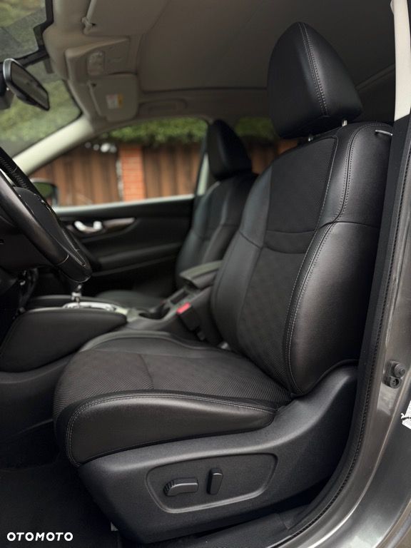Nissan Qashqai 1.2 DIG-T Xtronic 360 - 28