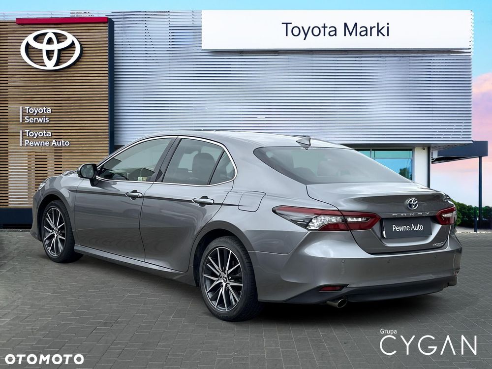 Toyota Camry 2.5 Hybrid Executive CVT - 3
