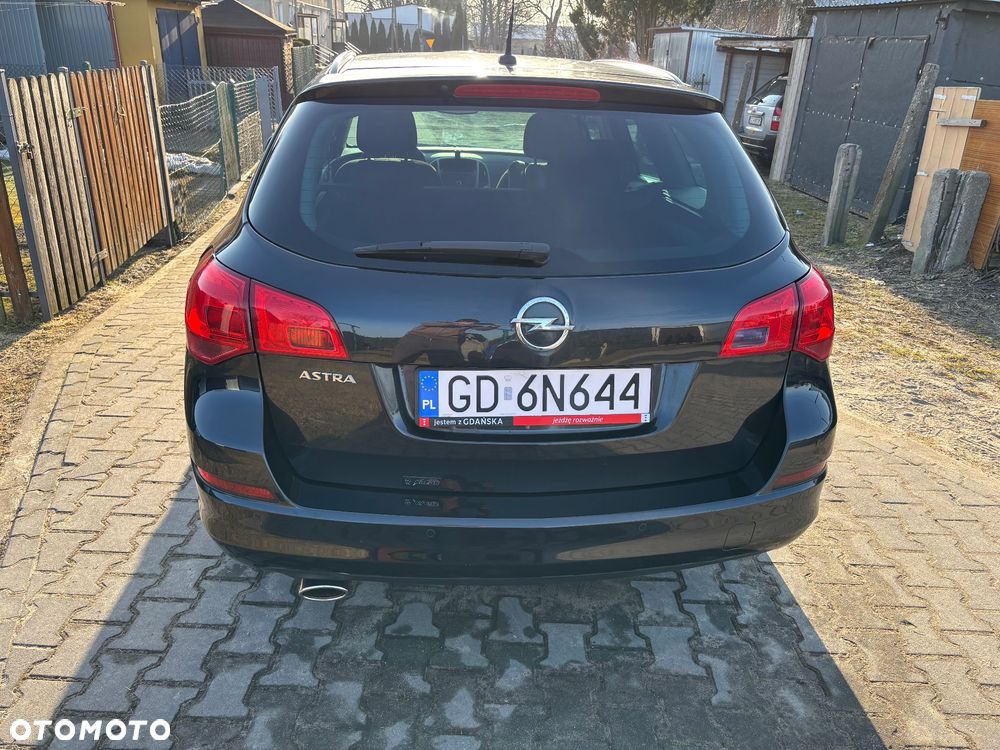 Opel Astra 1.4 T Enjoy - 19
