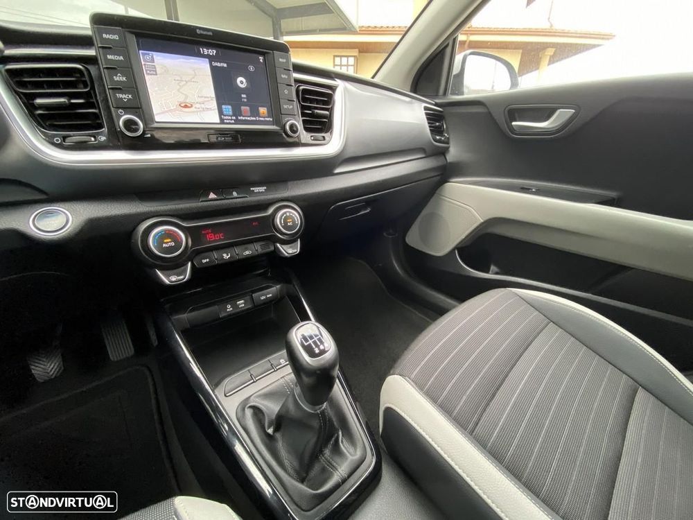 Kia Stonic 1.0 T-GDI TX - 6