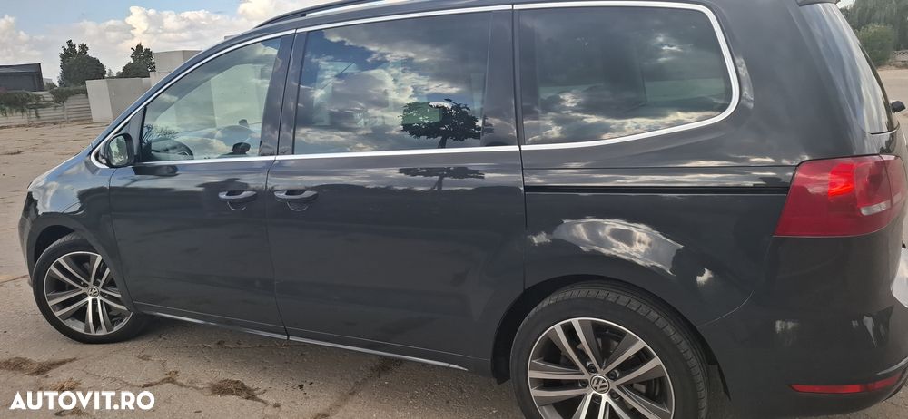 Volkswagen Sharan 2.0 TDI DSG 4MOTION Comfortline - 20