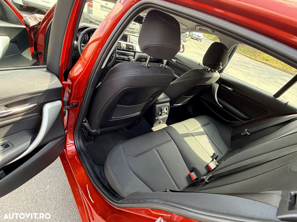 BMW Seria 1 118i Aut. - 13