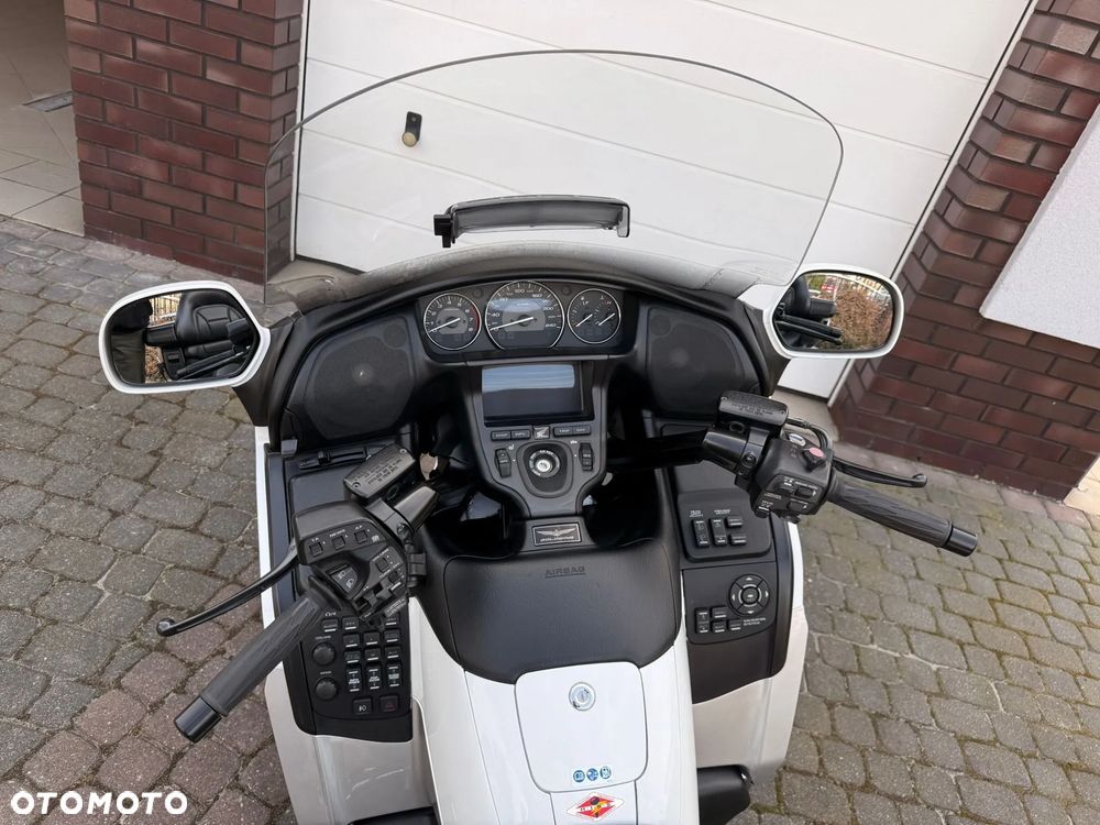 Honda GL - 6