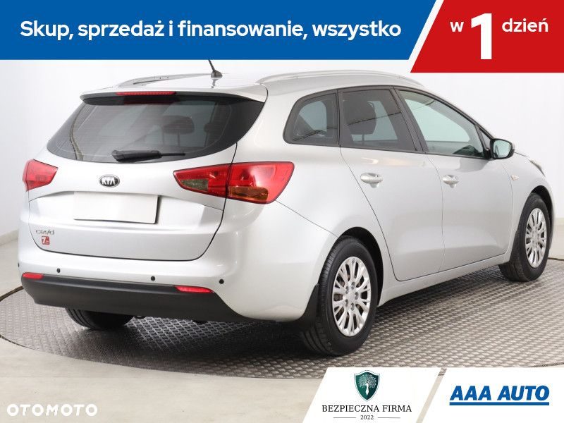 Kia Ceed - 6