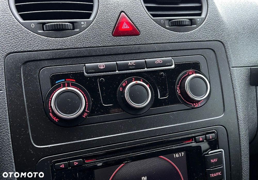 Volkswagen Caddy - 22