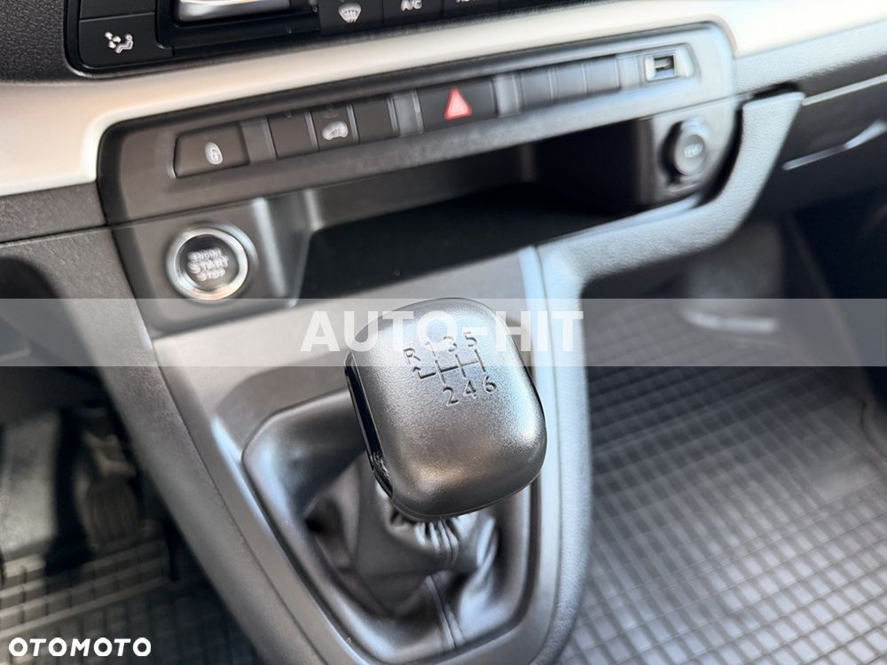 Opel Vivaro - 28