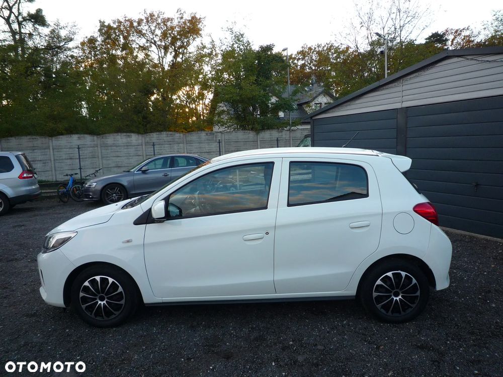 Mitsubishi Space Star 2021 photo 5