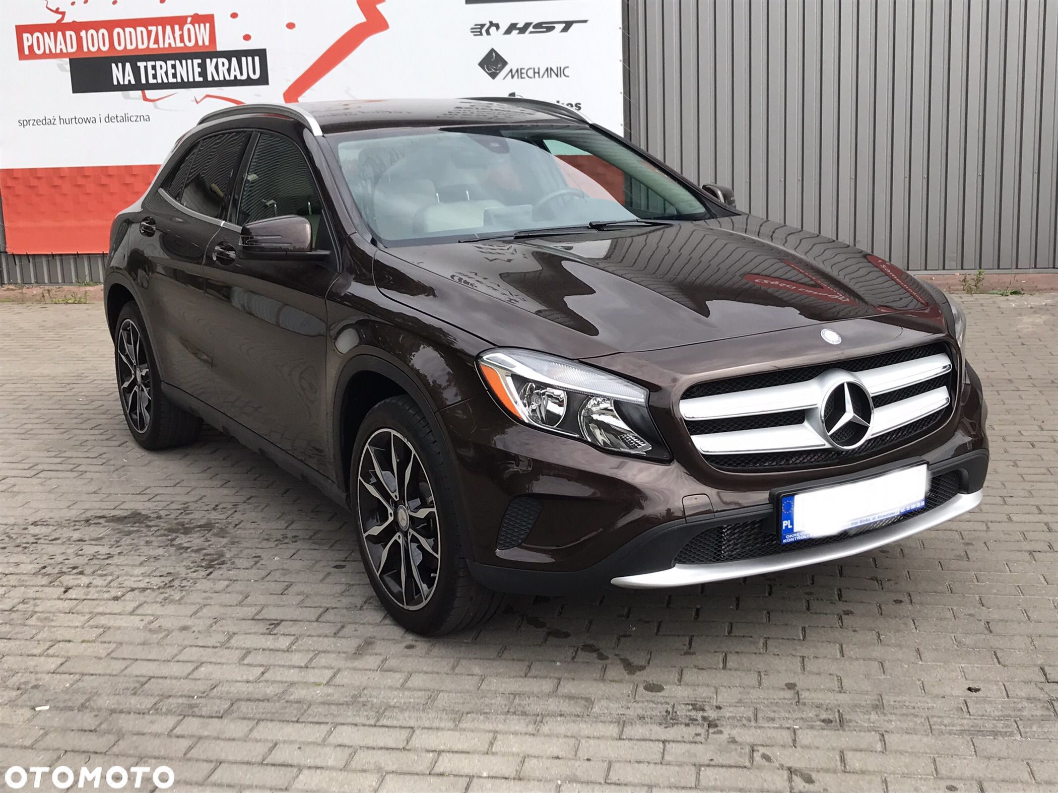 Mercedes-Benz GLA - 1