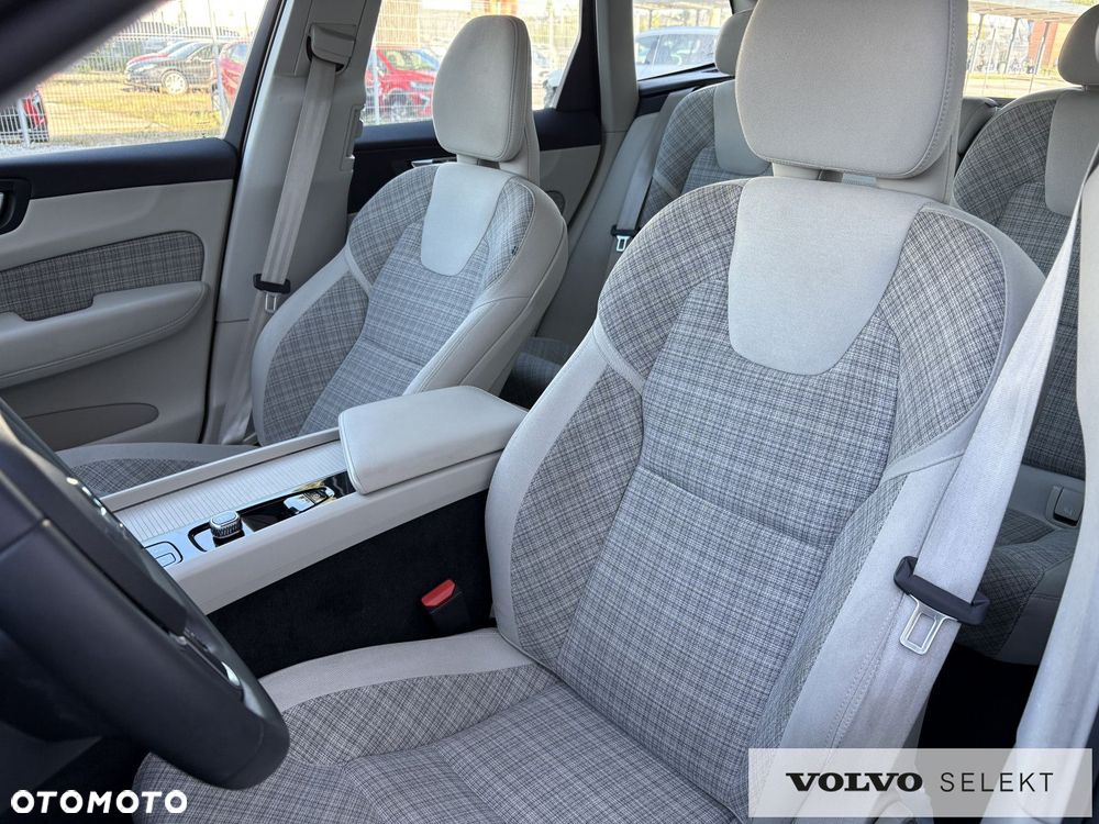 Volvo XC 60 - 24