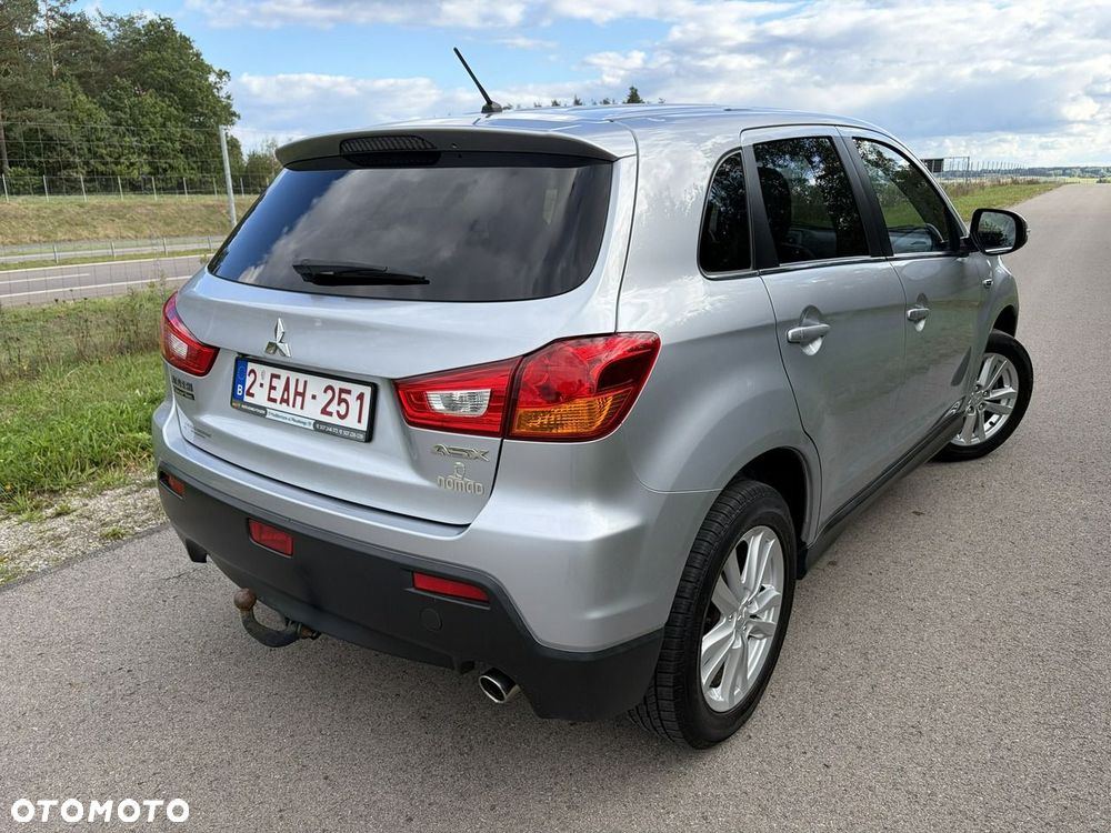 Mitsubishi ASX - 5