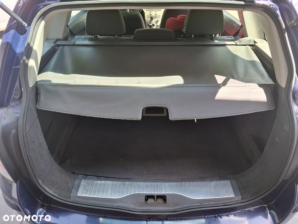 Opel Astra 1.9 CDTI Enjoy - 12