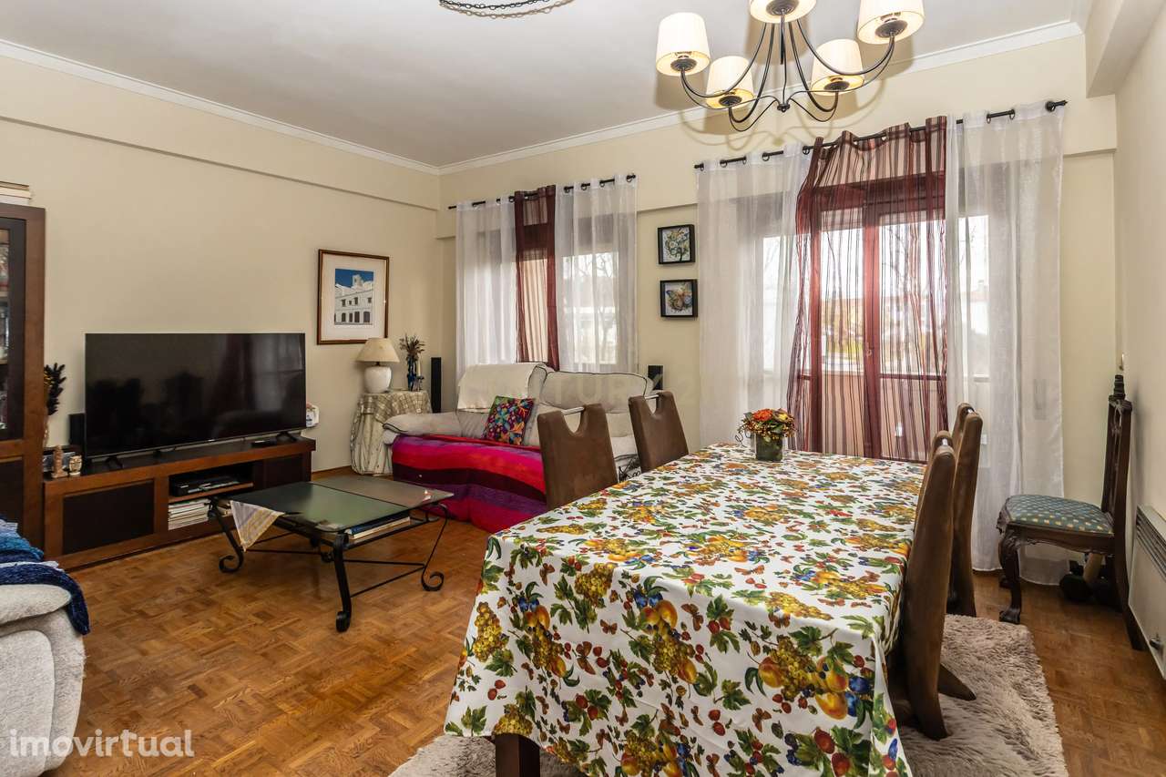 Apartamento T3 em Benfica, Lisboa com Varandas - Grande imagem: 3/34