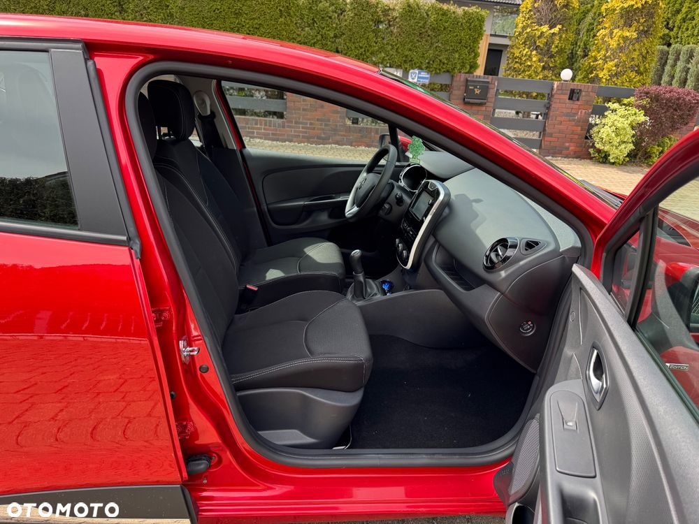 Renault Clio - 8