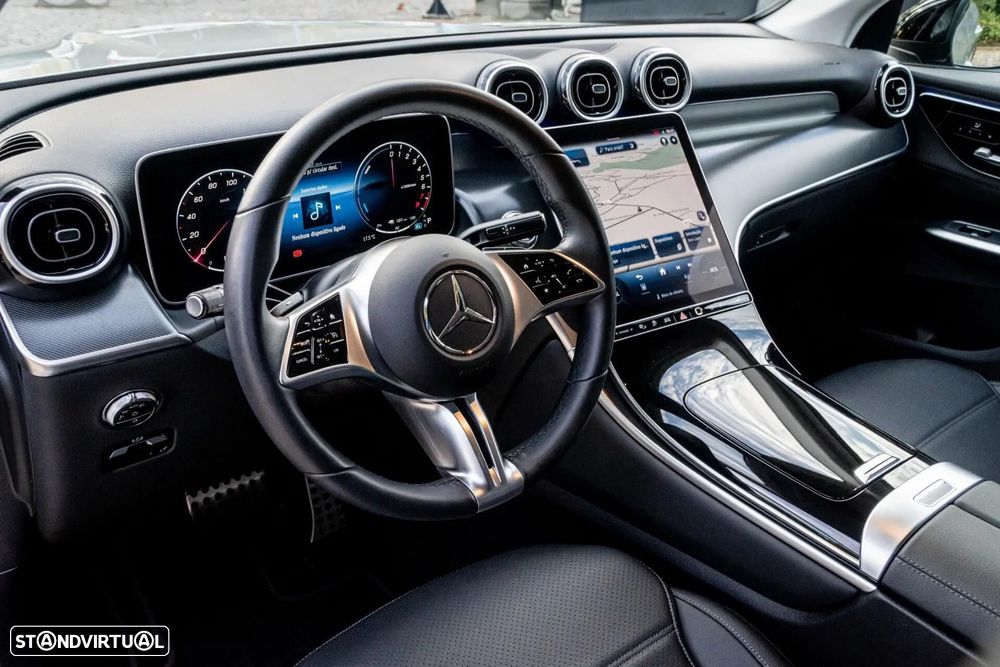 Mercedes-Benz GLC 300 e 4Matic 9G-TRONIC AMG Line Advanced - 14