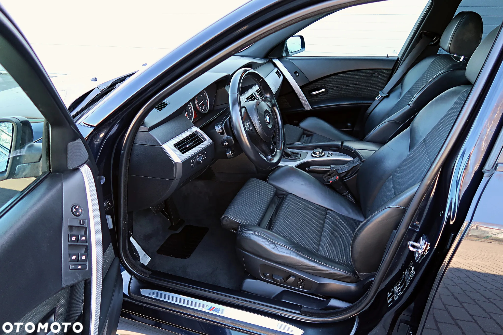 BMW Seria 5 535d - 35