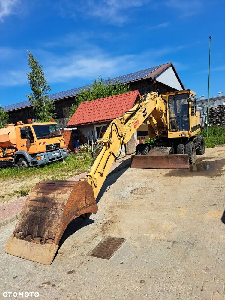 Caterpillar 212 BFT - 3