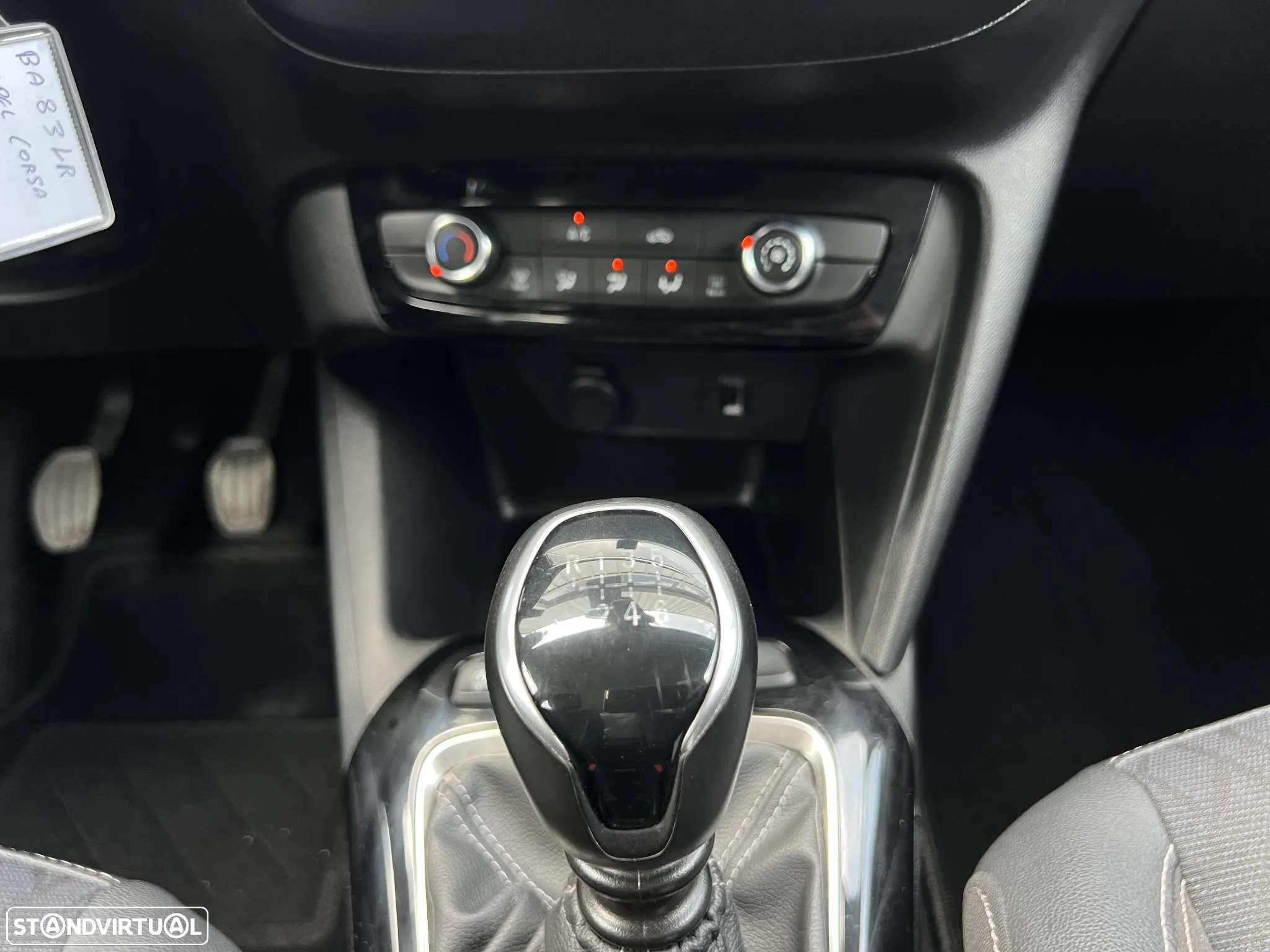 Opel Corsa 1.2 T Edition - 26