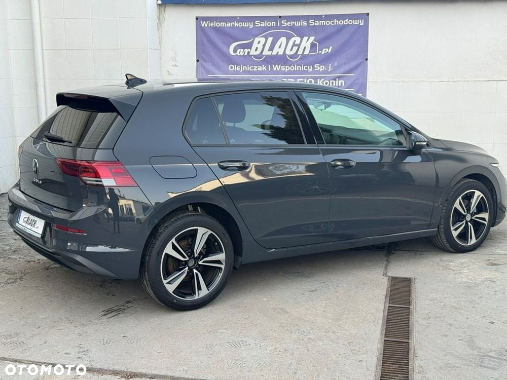 Volkswagen Golf - 29