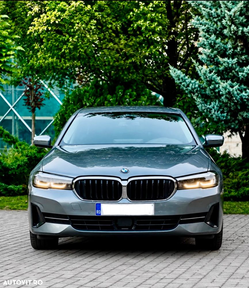 BMW Seria 5 530e Aut. Luxury Line - 7