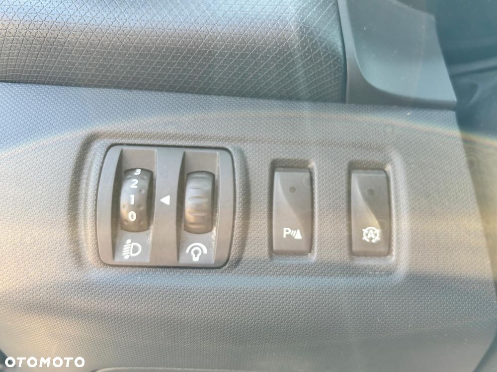 Renault Clio 1.5 dCi Energy Dynamique - 6