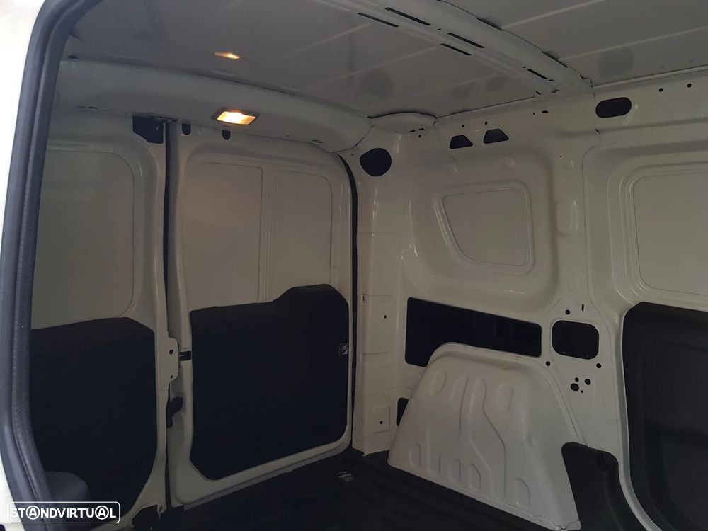 Fiat Doblo 3 Lugares - 52