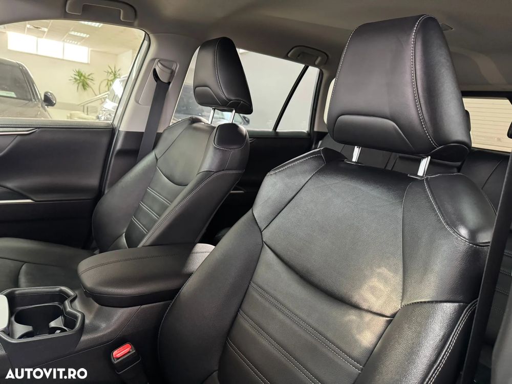 Toyota RAV4 2.5 4x4 Hybrid Lounge - 5