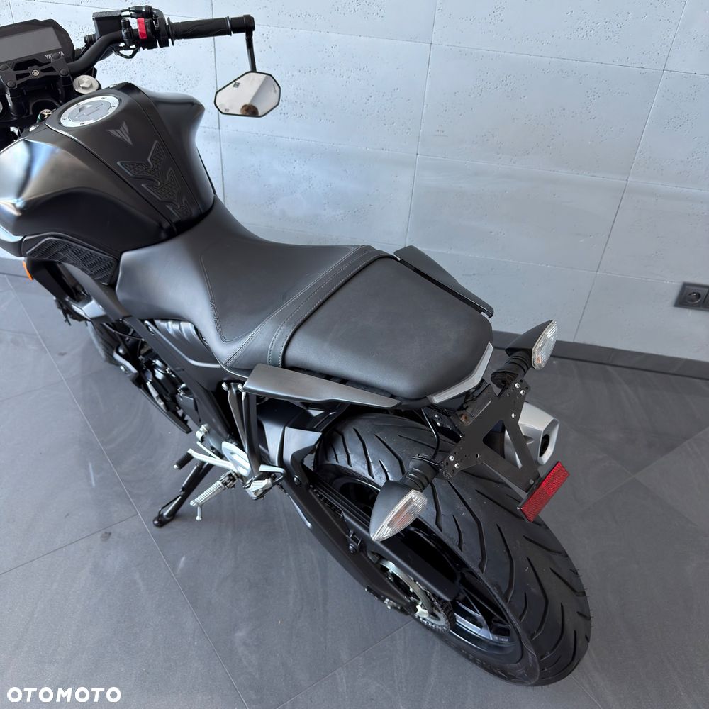 Yamaha MT - 13