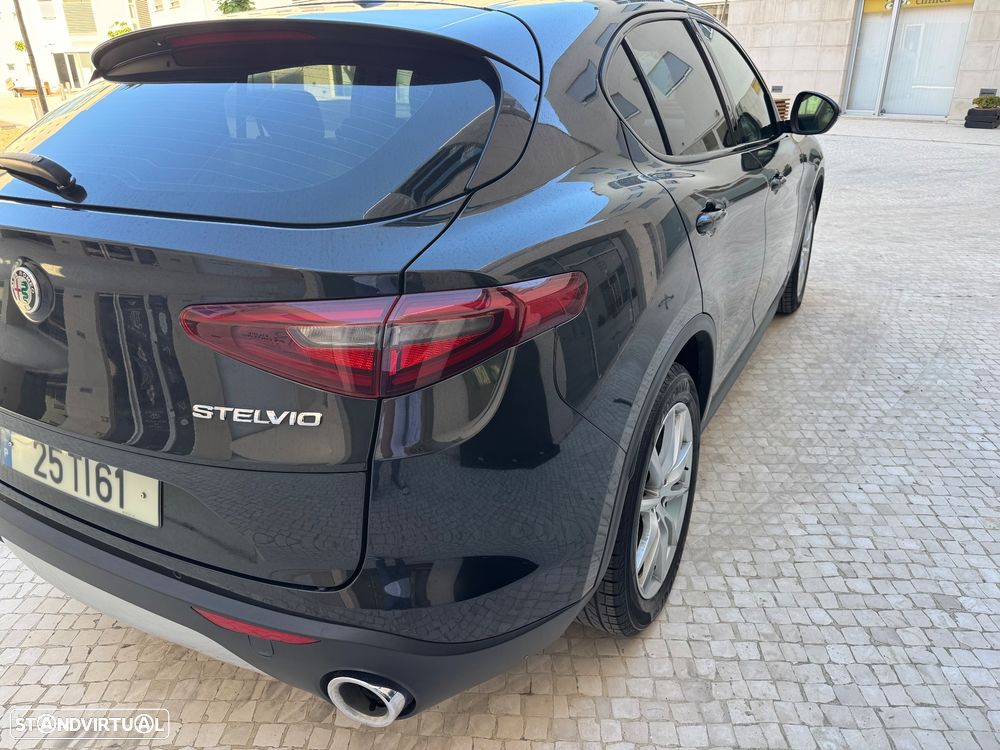 Alfa Romeo Stelvio 2.2 D Super AT8 - 8
