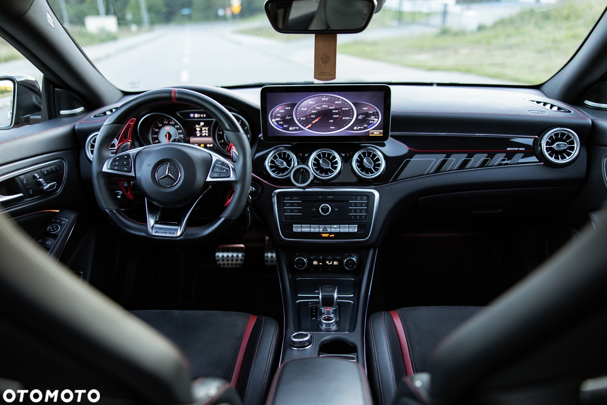 Mercedes-Benz CLA AMG 45 4-Matic - 24