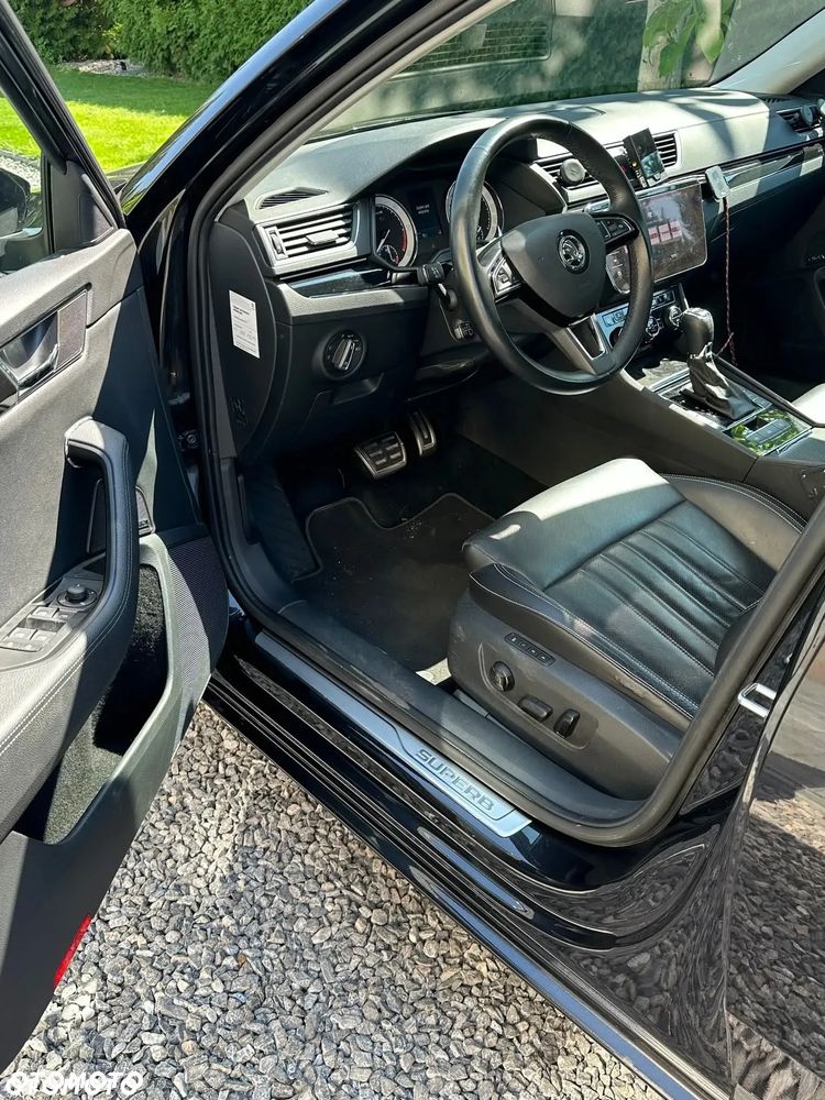 Skoda Superb 2.0 TDI 4x4 L&K DSG - 5
