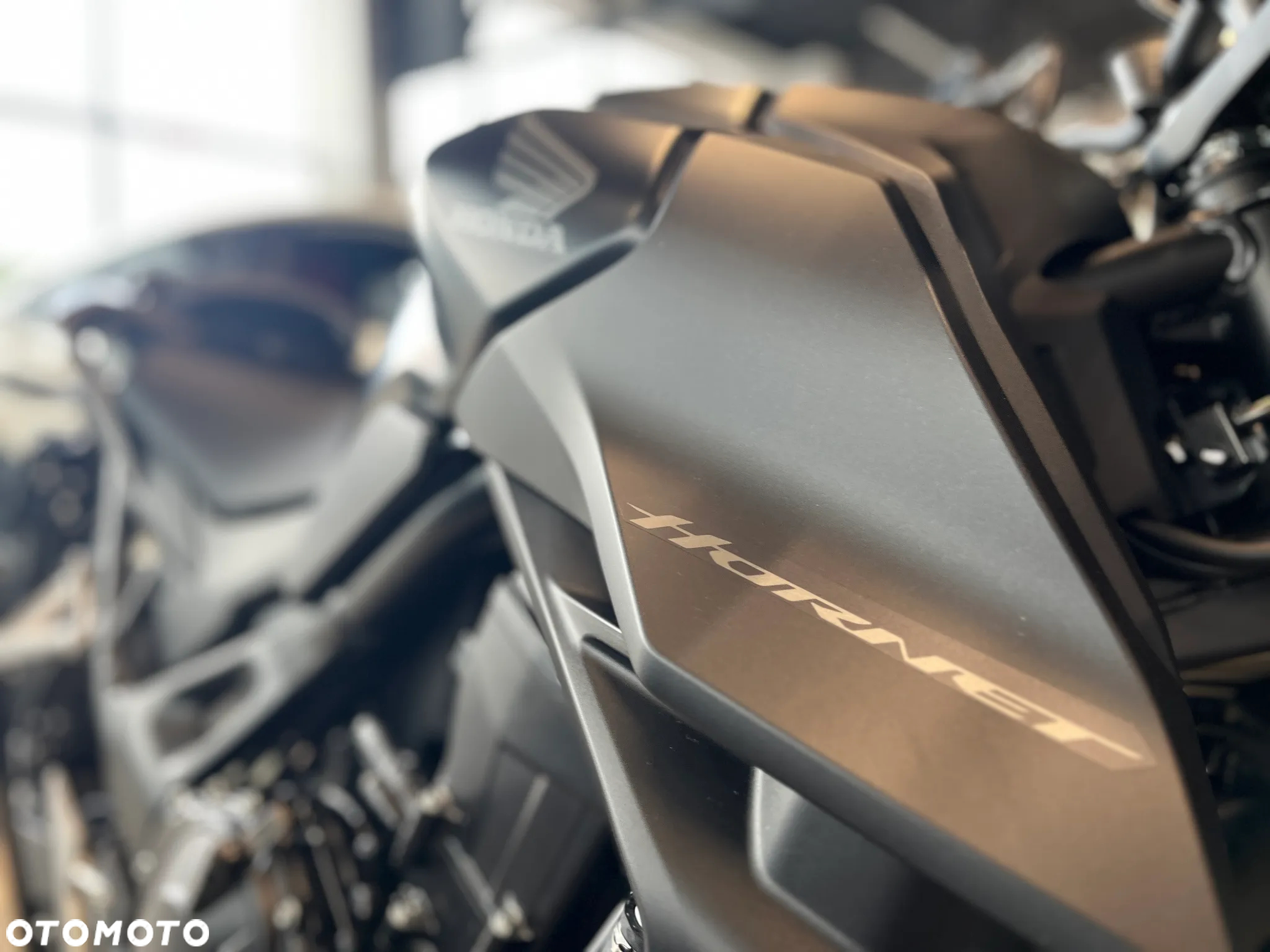 Honda CB - 11
