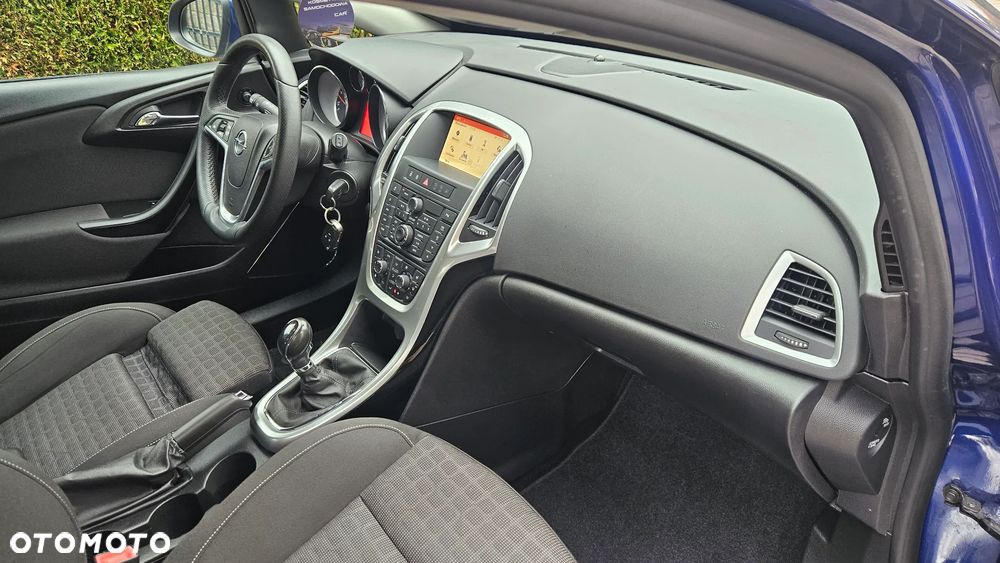 Opel Astra - 14