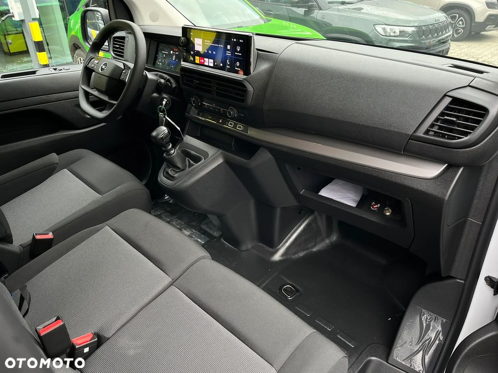 Opel VIVARO XL | 2.2 150 | AUTOMAT 8 BIEG. | DMC 2490 - 13