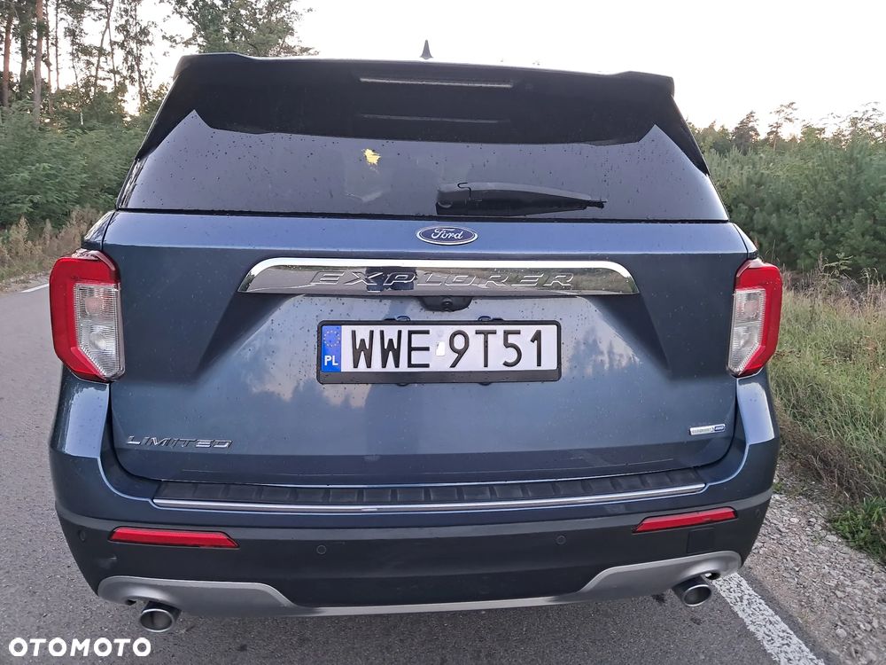 Ford Explorer - 13